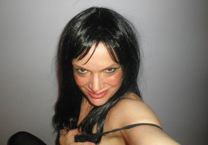 Chatterin  HornyNicolle
