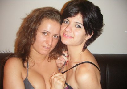 Chatterin  HornyCorina+LovelyAngela