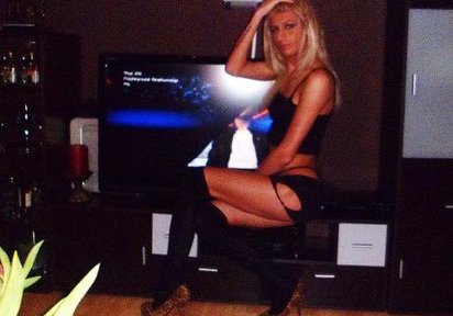 Chatterin  CarmenFox